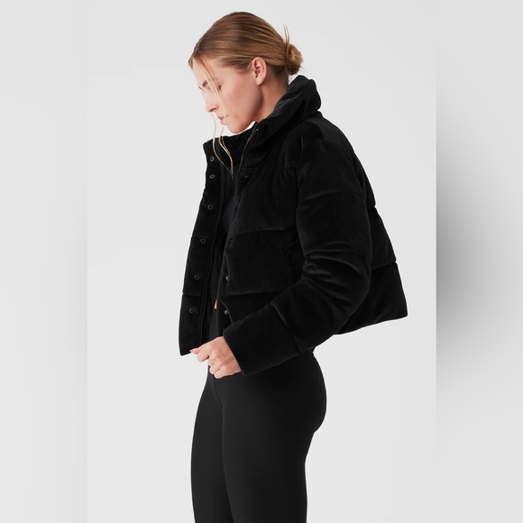 Alo Yoga Ribbed Velour Gold Rush Puffer - Picture 3 of 10